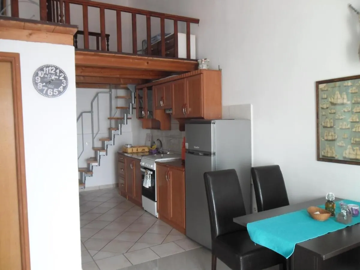 Mirta Apartment Stara Baska Croatia
